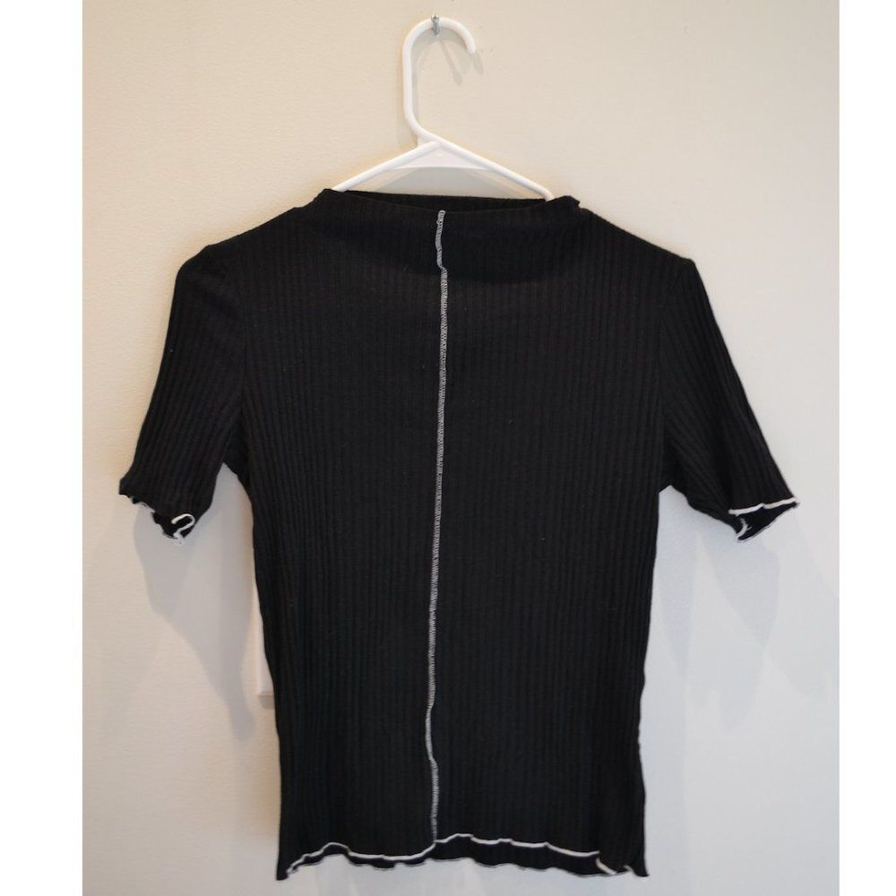 Zara Trafaluc Black Short Sleeve Decorative Seams Size S